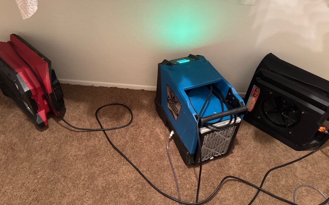 Setting Up Equipment for a Water Damage Dry Out in Peoria